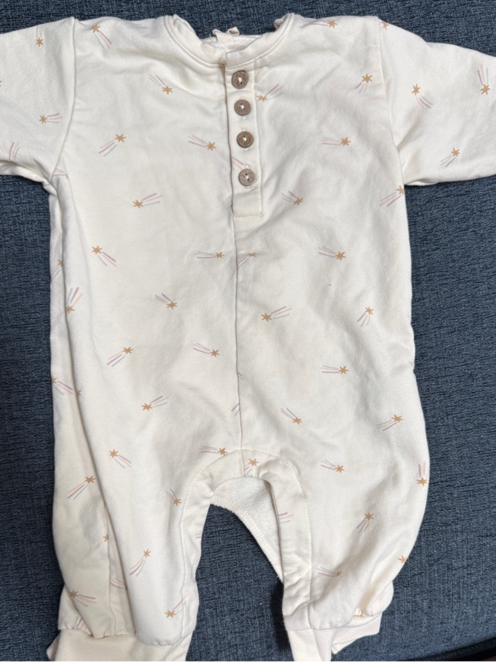 Quincy Mae 3-6 months Neutral Star Print Baby One-Piece Romper